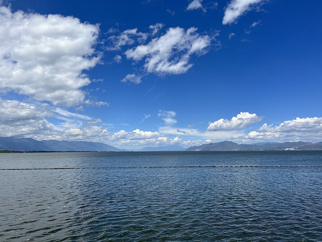 云南大理洱海实景