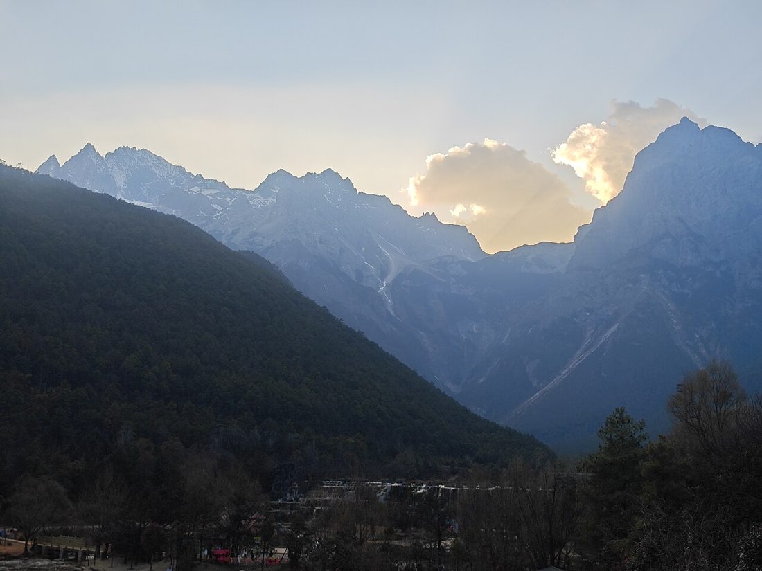 玉龙雪山